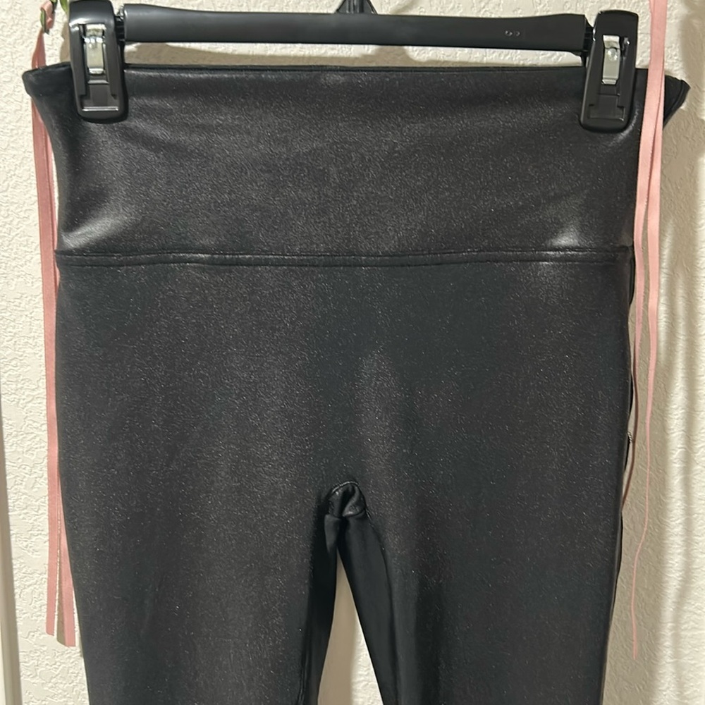 Spanx Faux Leather Leggings - Picture 5 of 7